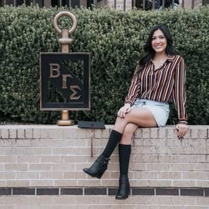 Meet your Posher, Gracie